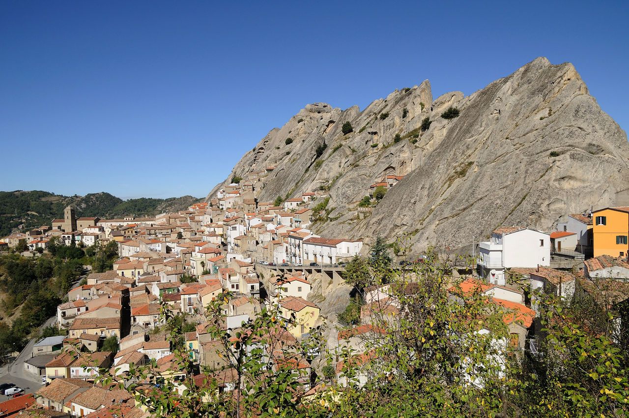 Pietrapertosa